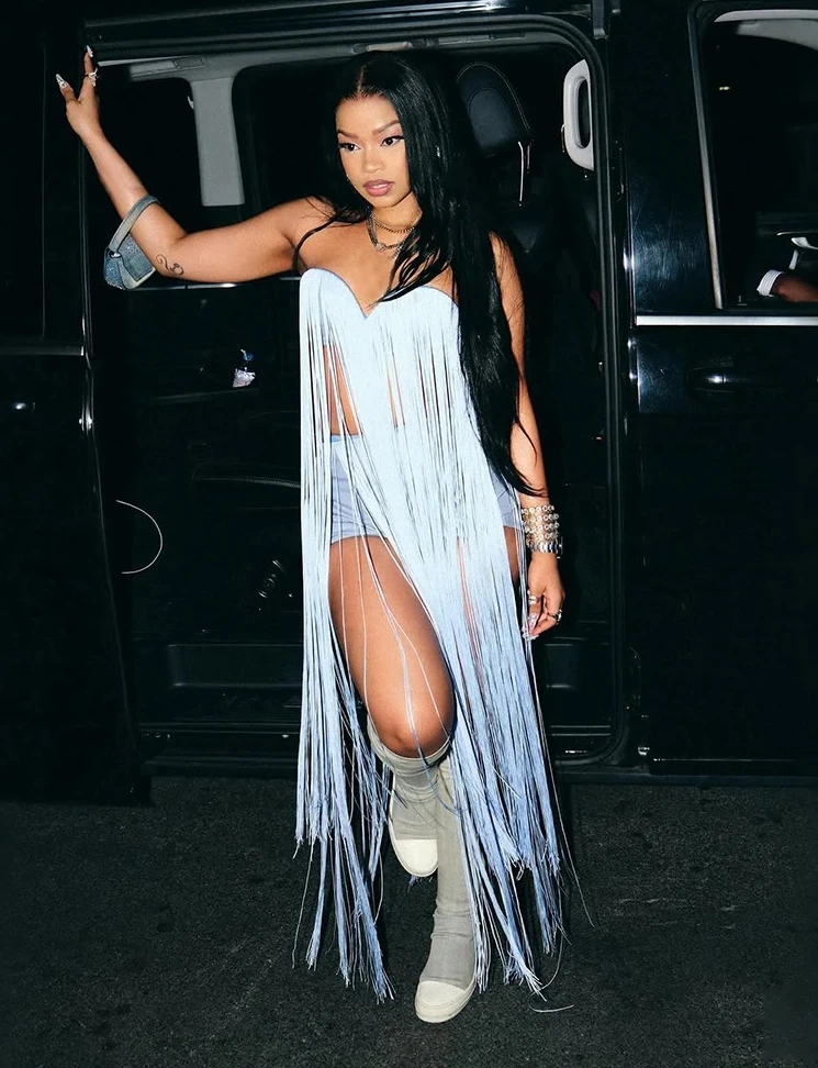 

Tassel Decoration Camisole Woman New Style Invisible Straps Backless Hot Girls High Street Sexy Fashion Tank Tops