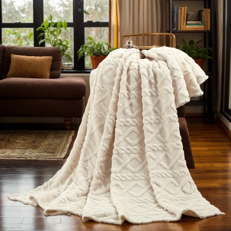 

Solid Color Luxurious Faux Rabbit Fur Throw Blanket Flannel Wool Nap Sofa Blanket Super Soft Fluffy Lightweight Fleece Blanket