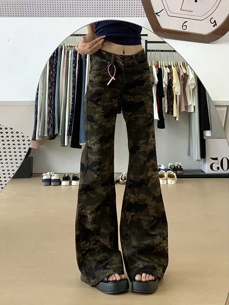 

Американские ретро-джинсы-клеш в камуфляжном стиле для женщин больших размеров, стройнящие, не обтягивающие, с широкими штанинами, длиной в пол