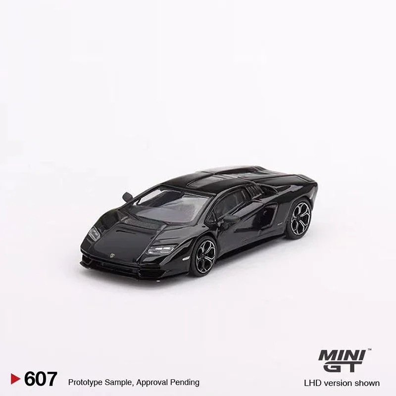 MINI GT 1:64 ของเล่นรุ่นรถ Countach LPI 800-4 Nero Maia Alloy Die-Cast กีฬารถสีดํา # ของขวัญคอลเลกชันจอแสดงผล LHD 607