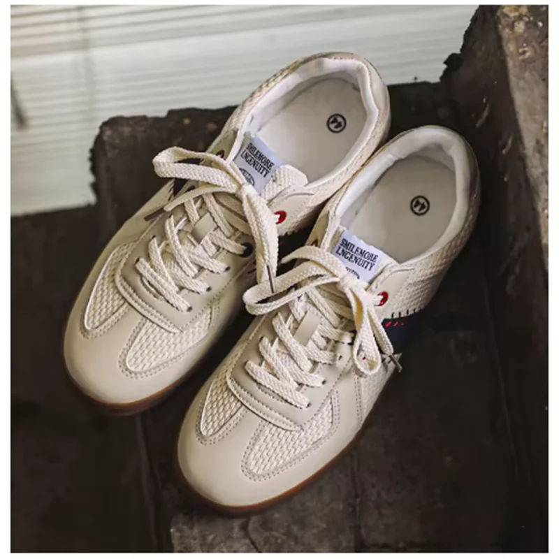 Zapatos de béisbol de entrenamiento alemán Vintage para hombres, zapatillas deportivas informales blancas para correr, tenis al aire libre, entrenadores con cordones