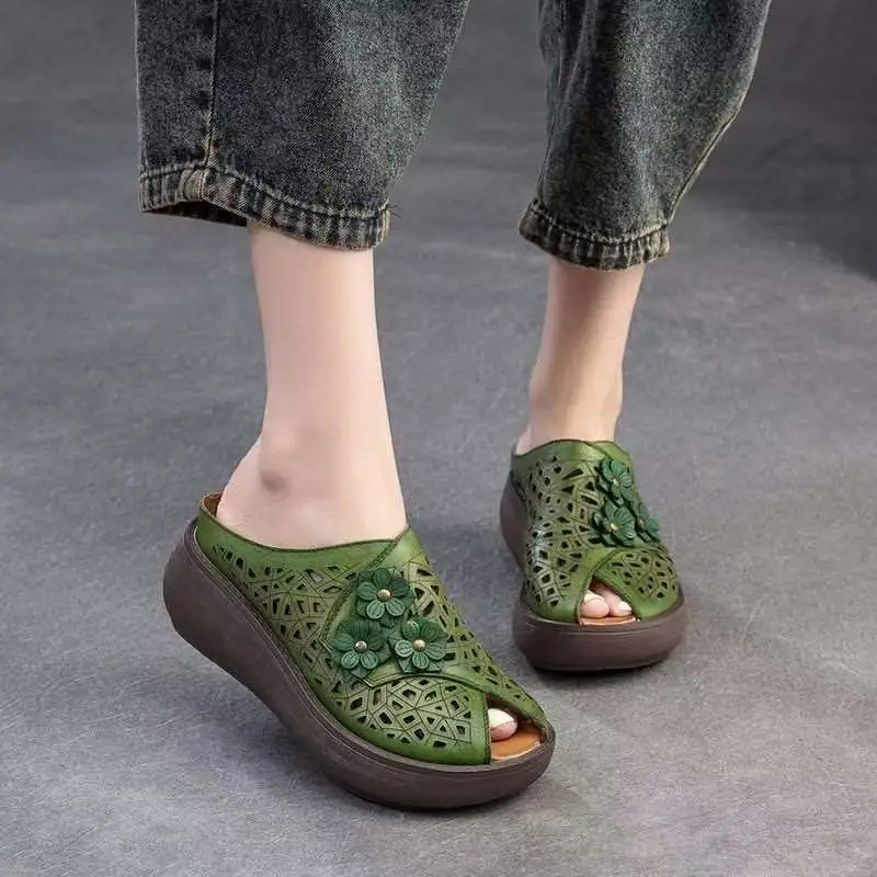 Women's summer sandal drag soft leather hollow retro middle-aged and elderly mom outside the fish mouth slippers