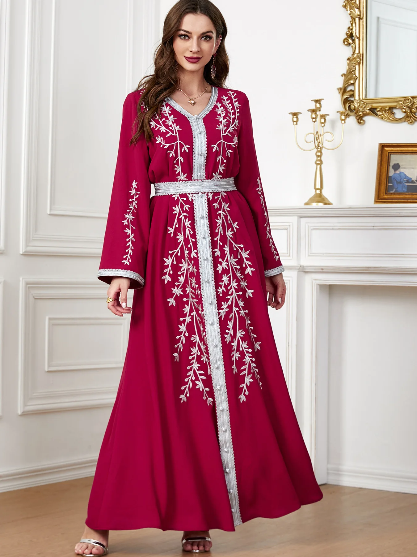 

Abayas Kaftan Muslim Long Dress Women's Long Sleeve Embroidery Dress Arab Islam Clothes Evening Party Robe Turkey Dubai Ramadan