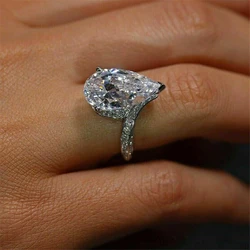 Huitan Gorgeous Waterdrop Cubic Zirconia Crystal Rings for Women Luxury Wedding Band Accessories Party Aesthetic Female Jewelry