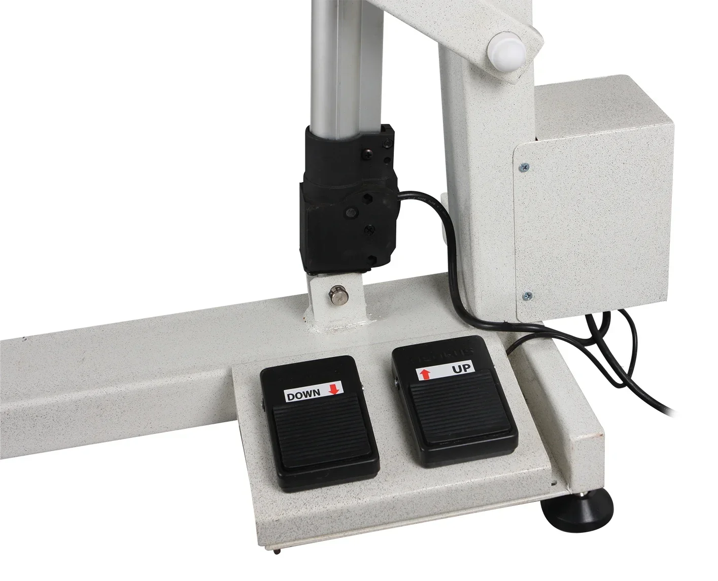 

FT-802E Aeolus Small Size Electric Lifting Pet Grooming Dog Grooming White/Black Available