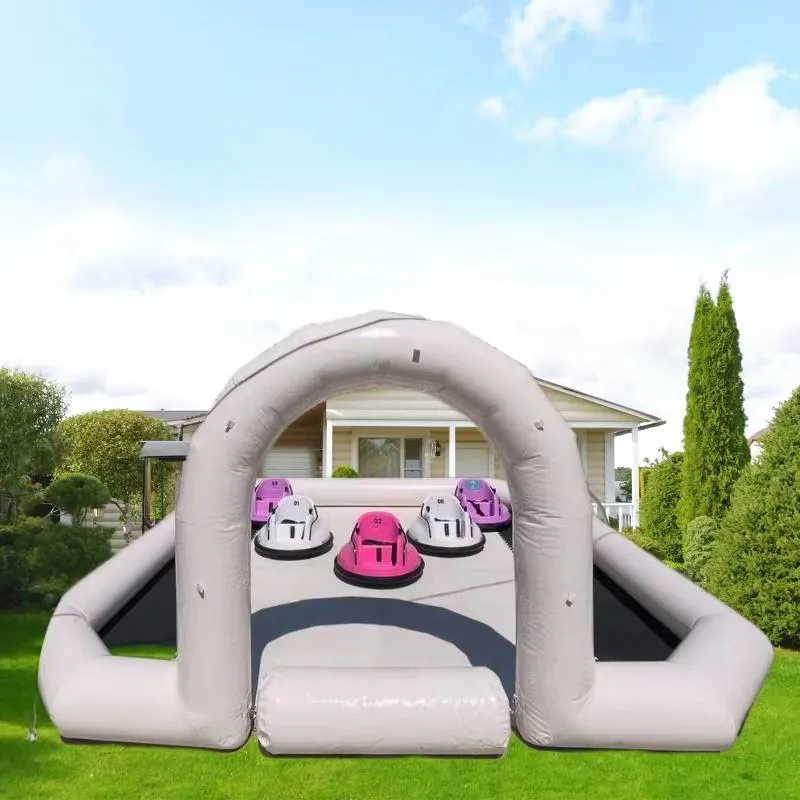أثر لطيف أبيض وأسود قابل للنفخ مع قوس لتأجير السيارات الممتصة للسيارات والحفلات وتتبع الساحة القابلة للنفخ ومساحة السيارة للأطفال #1