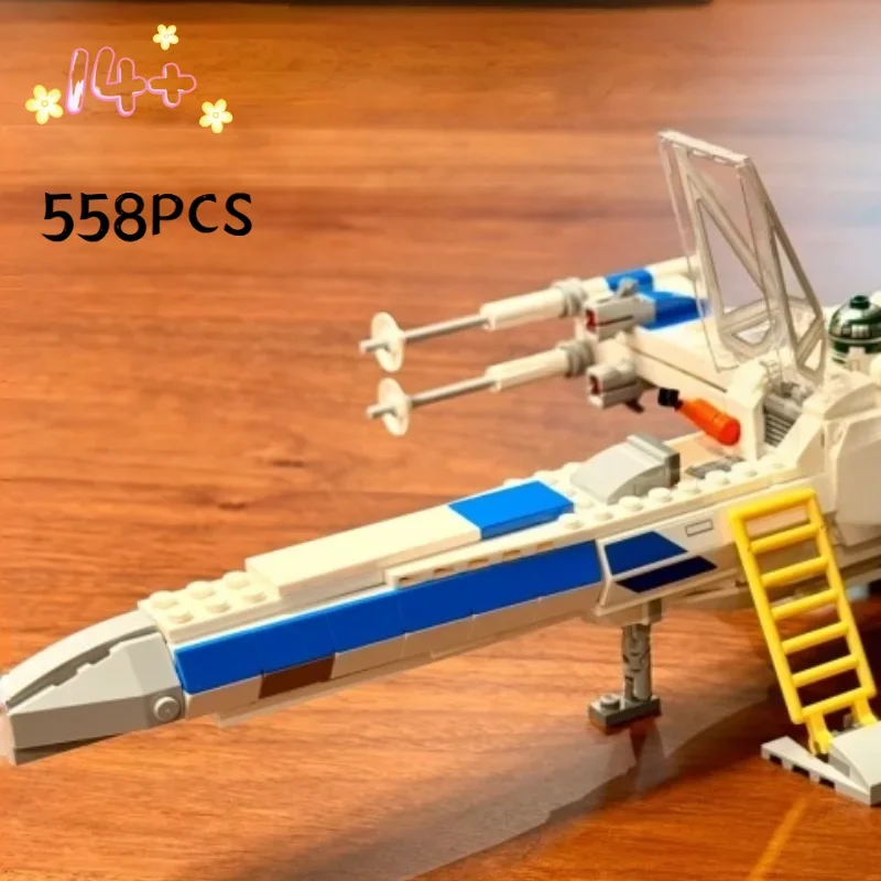 In Stock 558PCS With Blue and White Color New X-wing Building Blocks Home Decoration Toys for Friends Festival Gifts