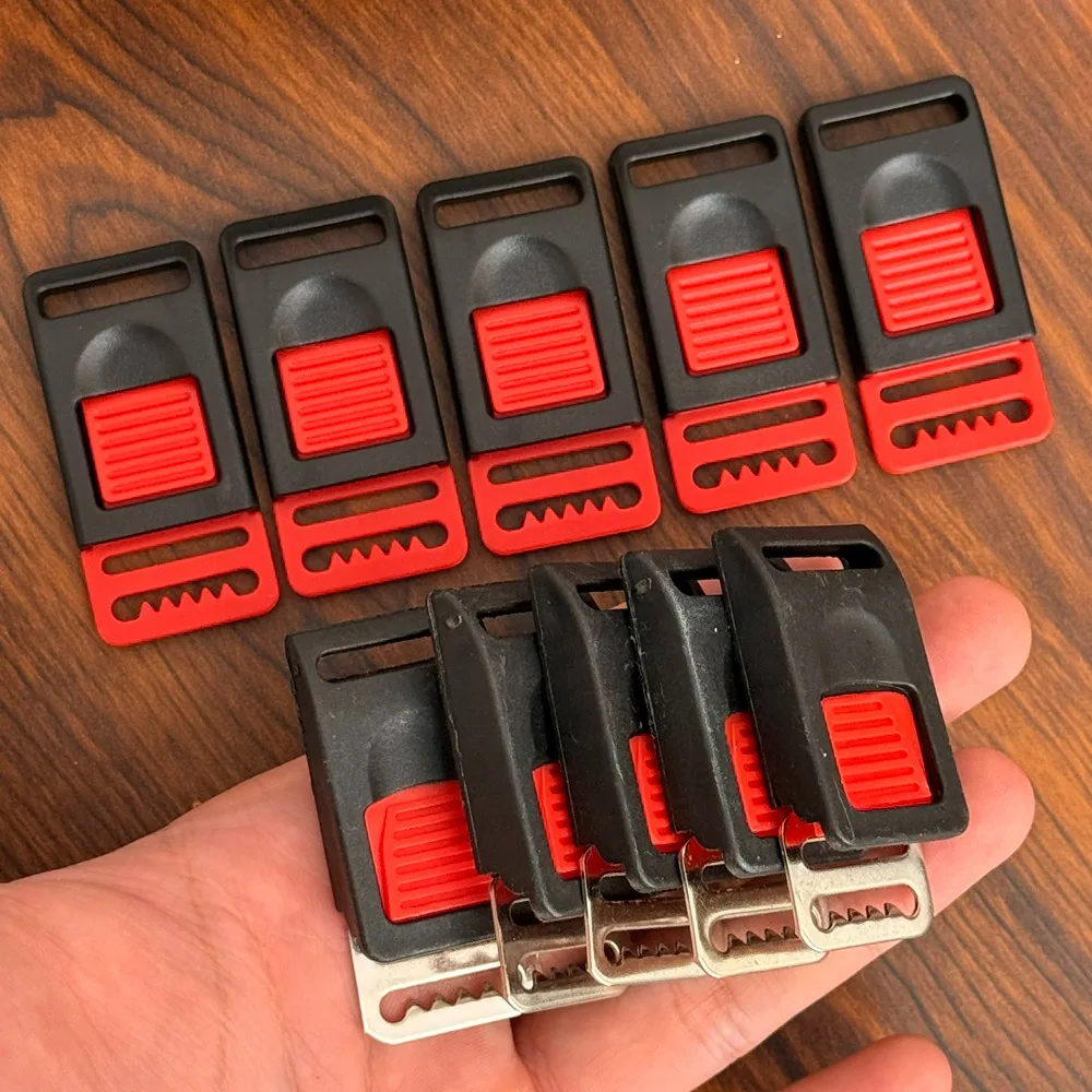 Motorcycle Helmet Chin Strap Buckle Clip Plastic/Metal Fastener Quick Release Mount Secure Connector Black Red Safety Accessory