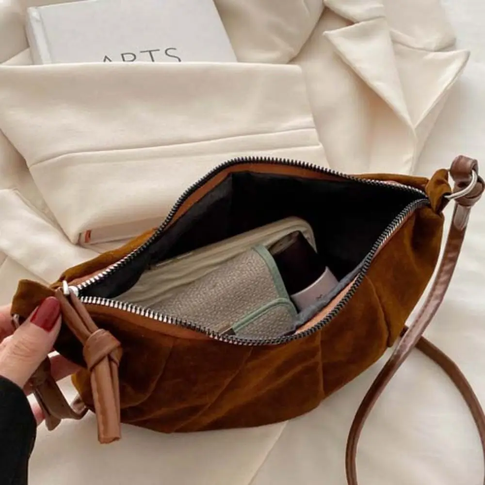 حقيبة كروس أنيقة حقيبة كتف كرواسون بني حزمة صغيرة غير لامعة من البولي يوريثان حقيبة زلابية على الطراز الكوري بلون سادة للطلاب #4