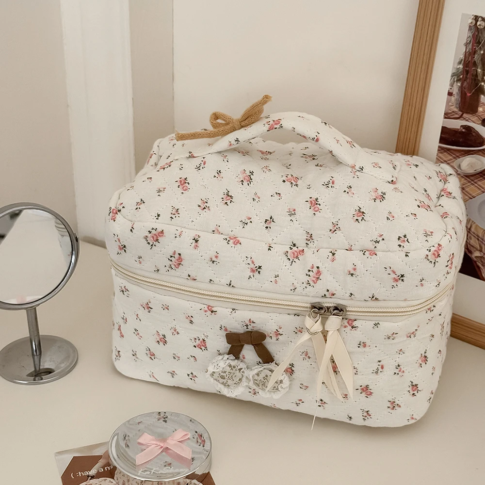 Airfriend Vintage Floral Quilt - Travel Accessories Wholesale review and price