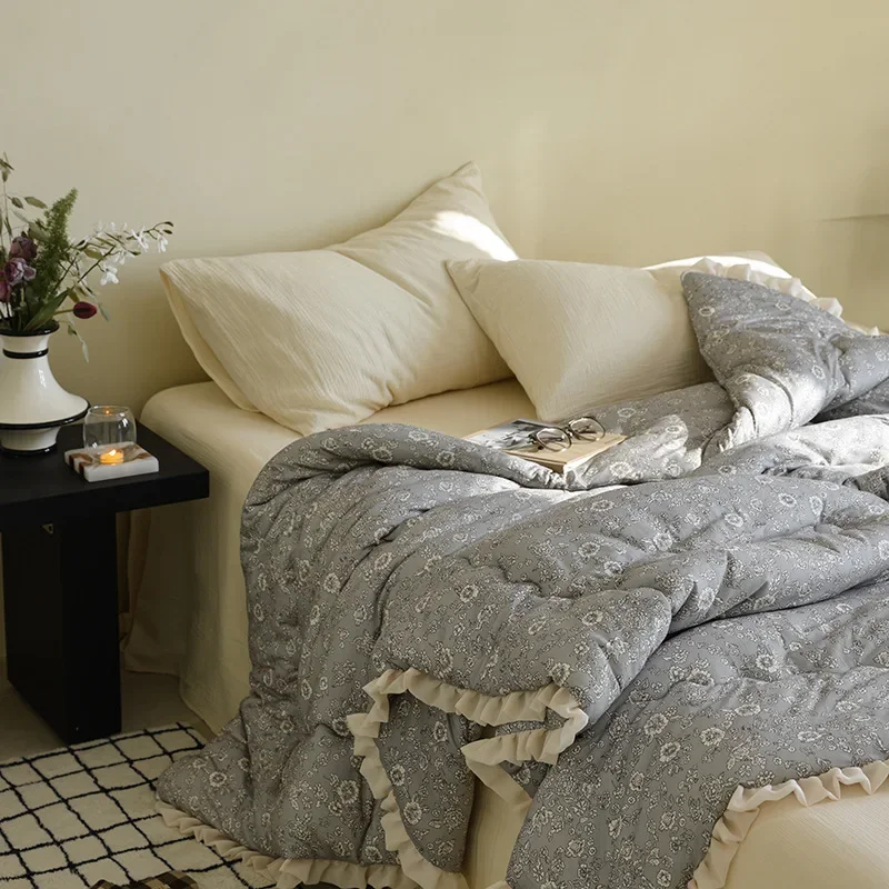 

version of cloud marshmallow knitted cotton lace machine washable soybean fiber quilt core four seasons sleeping naked quilt