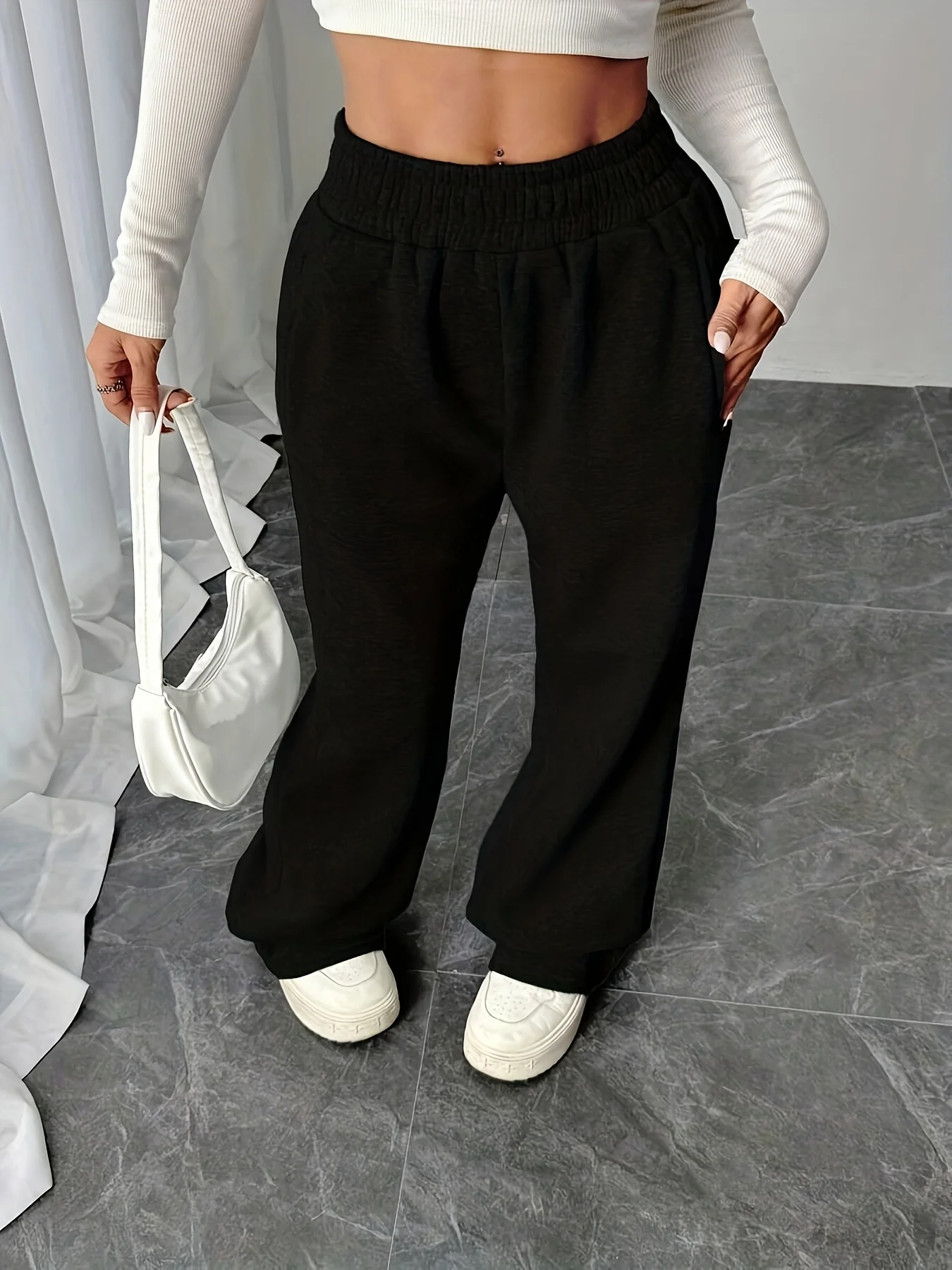 Pantaloni casual alla moda in tinta unita autunno e inverno Pantaloni slim a gamba dritta da donna