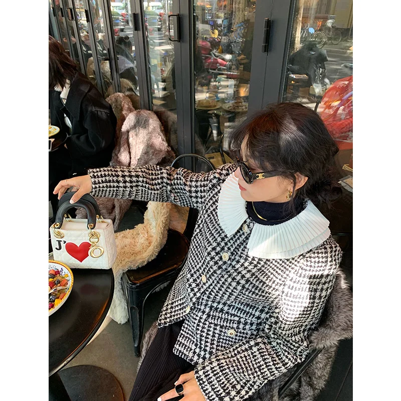 Women's 2025 New Design Woolen Coat Small Size Plaid Tweed Top Vintage Style Button Detail Bubble Sleeve Polyester Fiber
