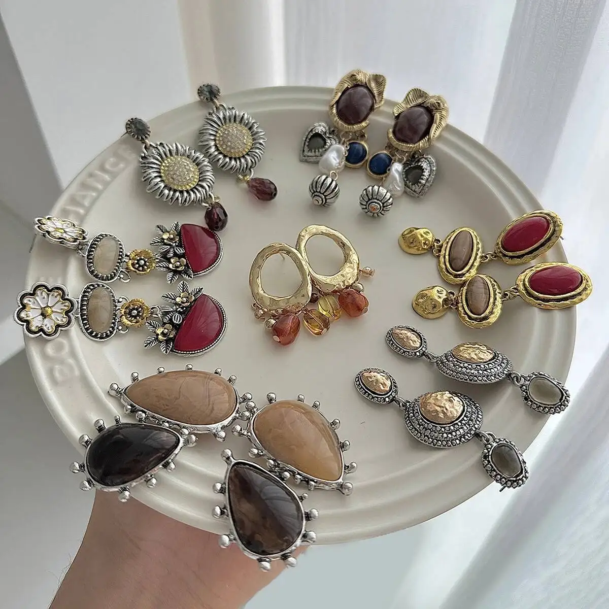 SHIXIN 7 Styles Vintage Acrylic Resin Irregular Pendant Earrings for Women New Trendy Geometric Flowers Drop Party Jewelry Gifts