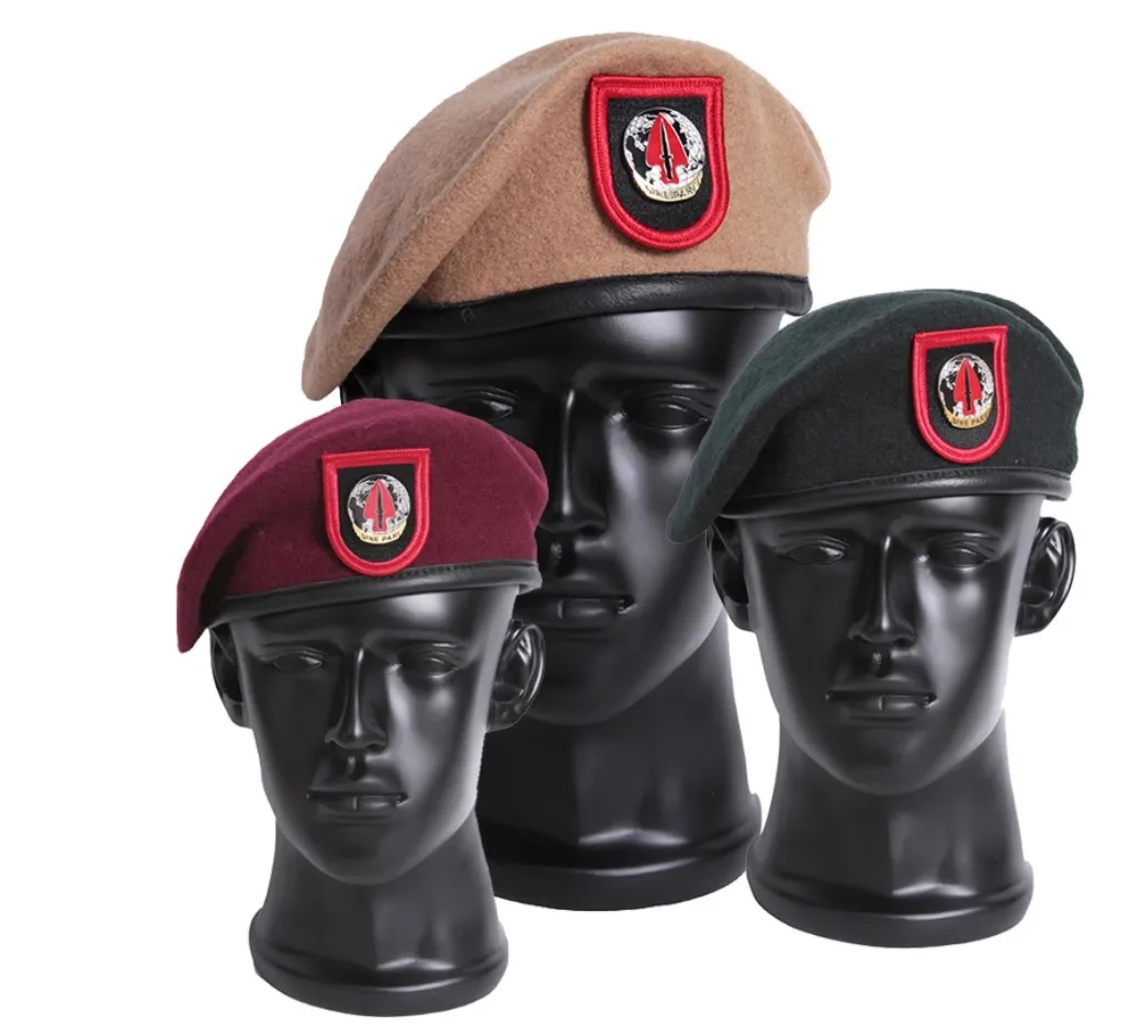 Boina táctica paracaidista verde y roja para entrenamiento