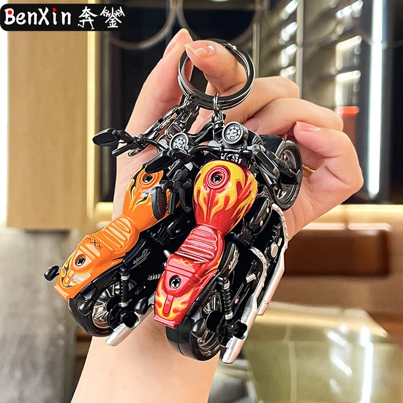 

Minso creative motorcycle figurines, keychains, car pendants, exquisite bags, hanging decorations, street stall small gifts