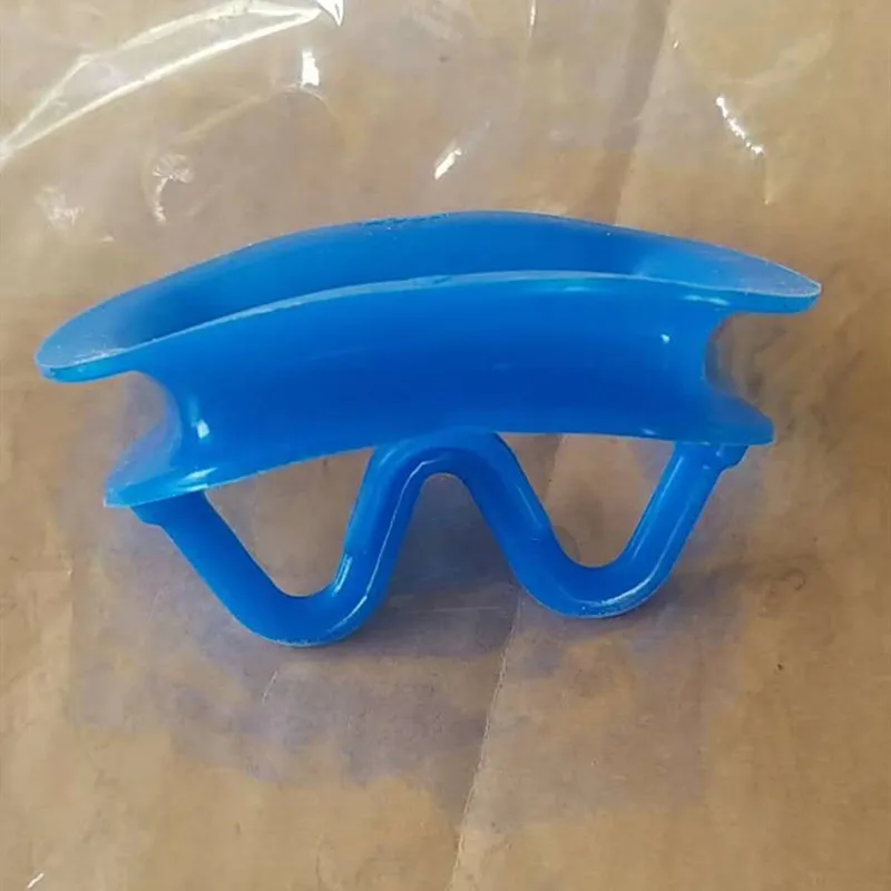 Autoclavable Silicone Retractor/Mouth Opener Multi-Purpose Teeth Whitening Accessory