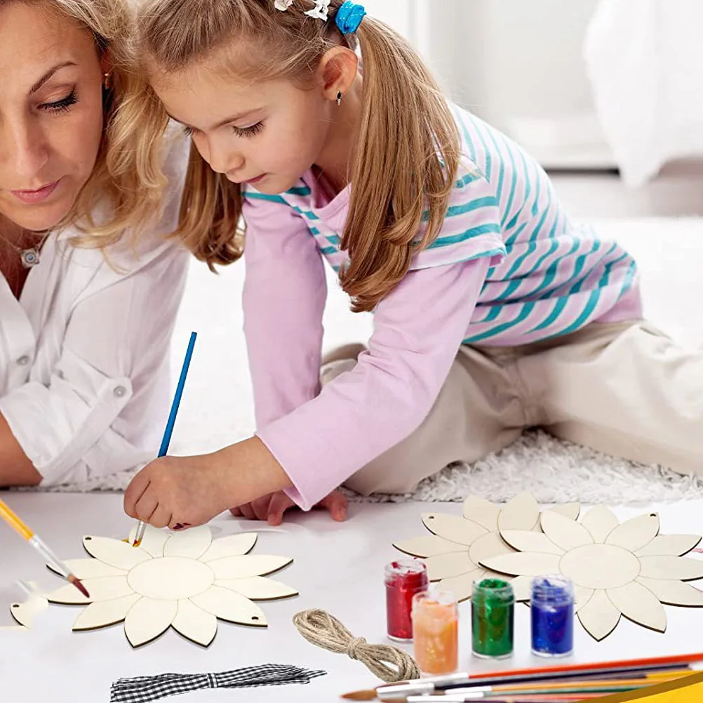 

Wood Sunflower Cutout Unfinished Wooden Slice DIY Craft Blank Slices Kindergarten Decor Graffiti Wood Hanging Pendants Toy