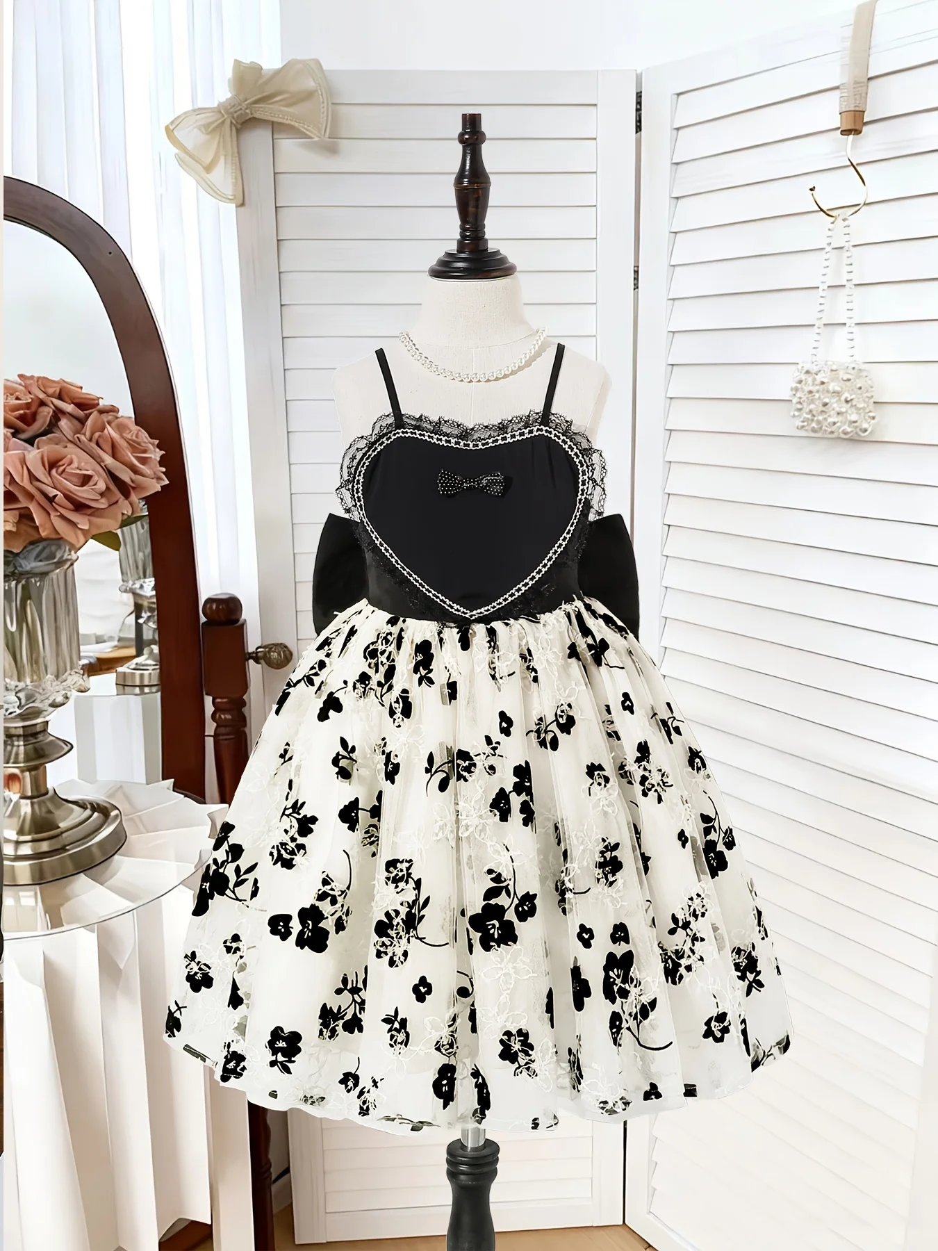

Girls Summer Lace Splice Heart Shape Detachable Butterfly Knot Cute Embroidered Strap Dress for Toddlers Baby Girls