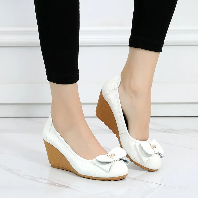 

2023 Spring Autumn New Women's fashion Slip-On Pumps shoes woman soft leather wedges single casual shoes mother high heels shoes