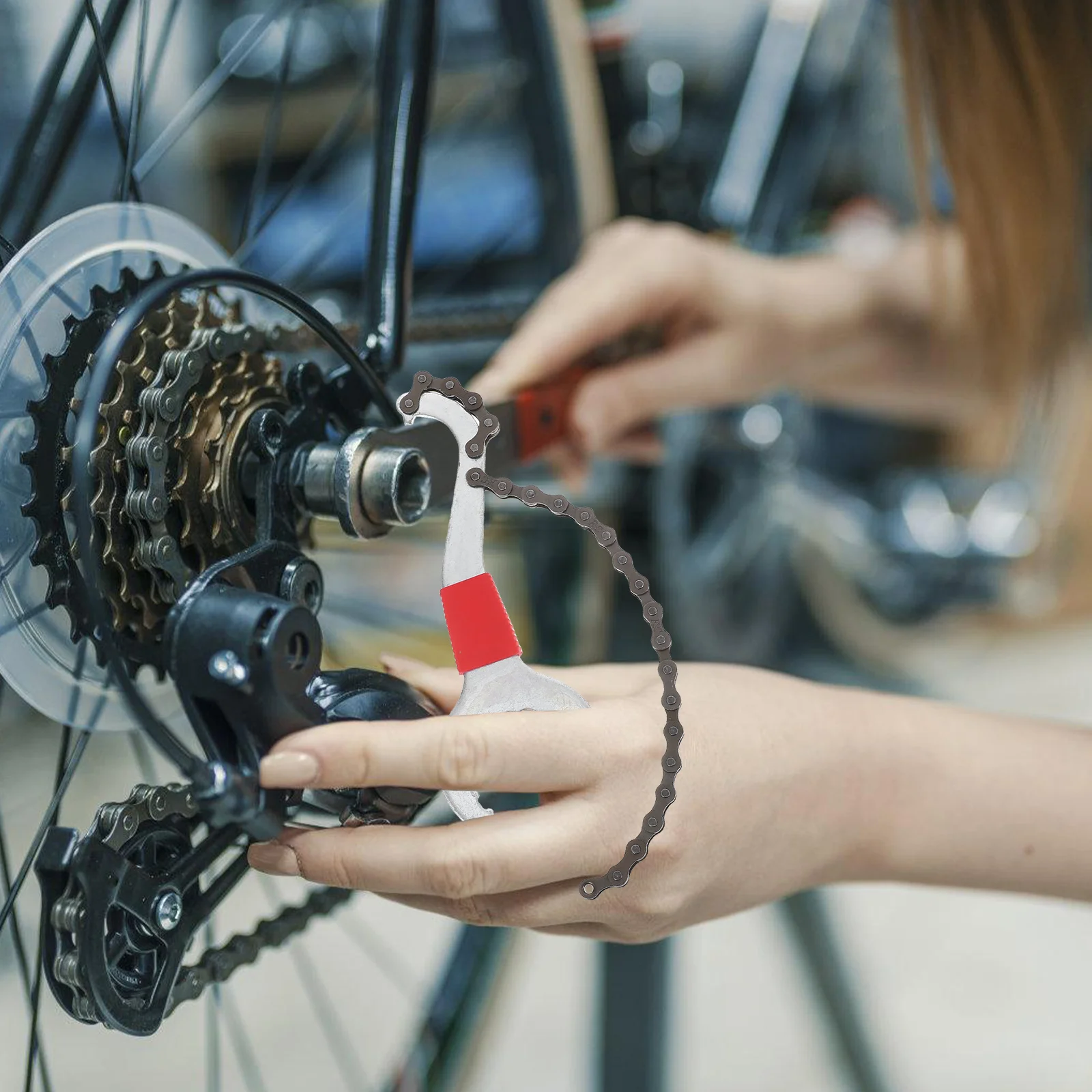 

Bicycle Repair Tool Multifunctional Bike Maintenance Set Portable Chain Wrench Crankset Spanner for Mountain Road Bikes