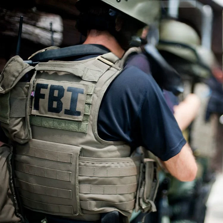 

Низкопрофильный жилет ФБР (Федеральное бюро расследований) с цветной нашивкой RG, для активного отдыха, путешествий, камуфляжный, с магической нашивкой-патчем.