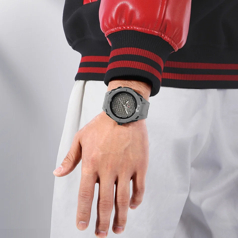 New NAVIFORCE  Male Quartz Wristwatches Men's Sports Watch 5ATM Waterproof Fashion Chronograph TPU StrapRelogio Masculino Gifts