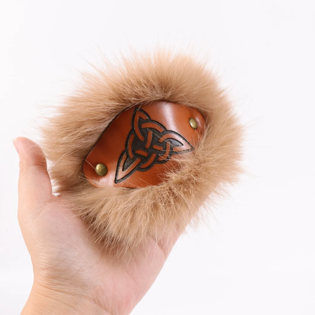 

1 пара средневековых доспехи из искусственной кожи, грелки для рук с меховой отделкой, наручи на шнуровке, защита для рук, рыцарь викингов, браслет, реквизит для косплея