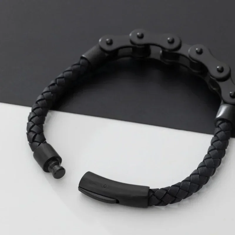Retro Punk Bike Chain Hand Woven Leather Bracelet with Metal Buckle for Men Motorcyclist Rock Party Jewelry Gift