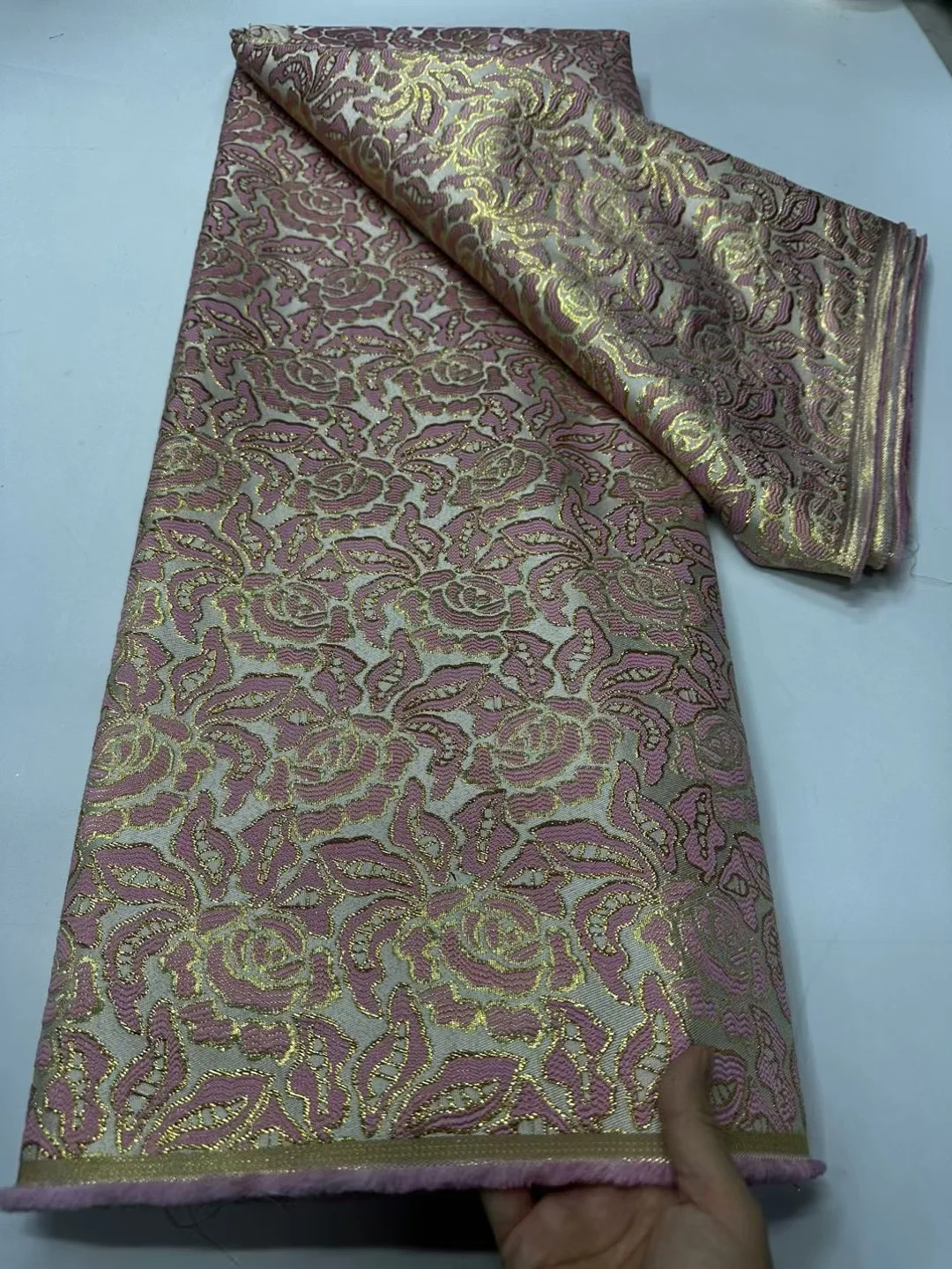 

5yards Brocade Jacquard Lace Fabric African Gilded Lace High Quality Damask Lace Fabric Luxury for Women Party Dresses HCW6303