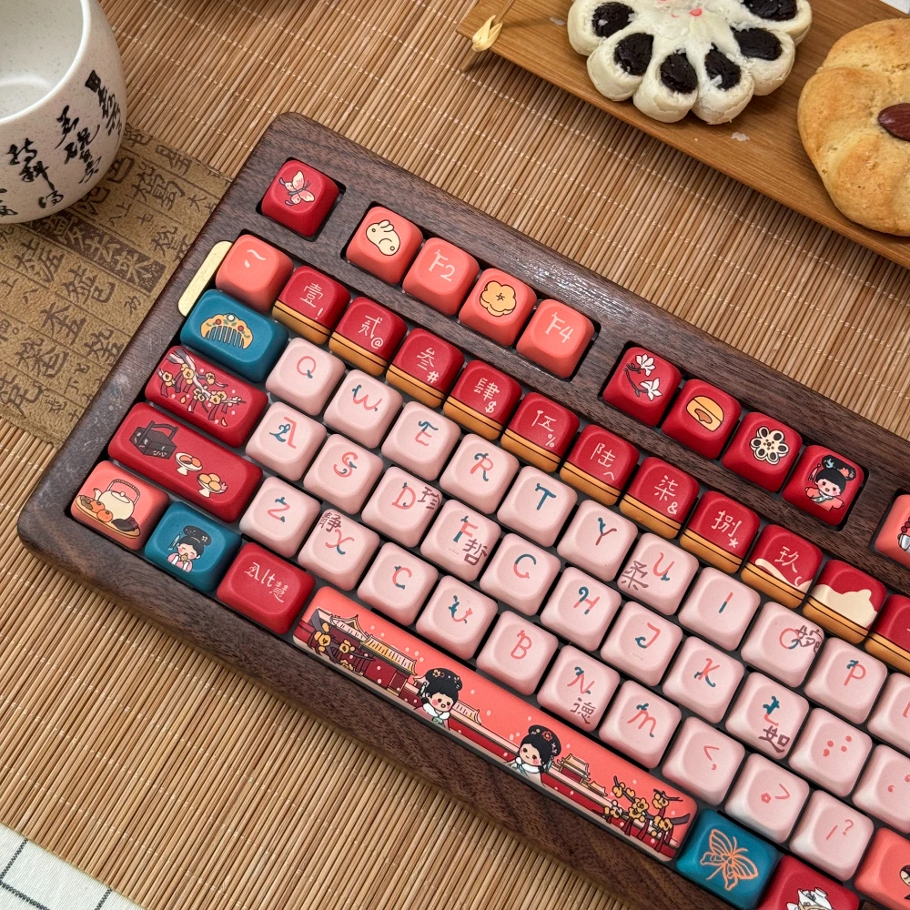 Snowfall Red Wall Retro Red Keycaps Chinese Style Cherry / KOA PBT Sublimation Keycaps 143 Key Keycaps 7U / 2.25U Split Spacebar