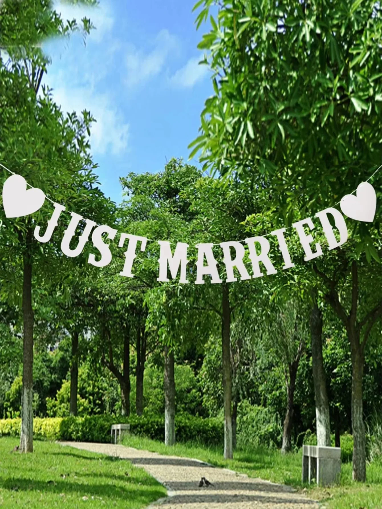 Just Married White Love Pull Flag, Banner Pull Flowers, Wedding Party Pull Flag, Wedding Shooting Props