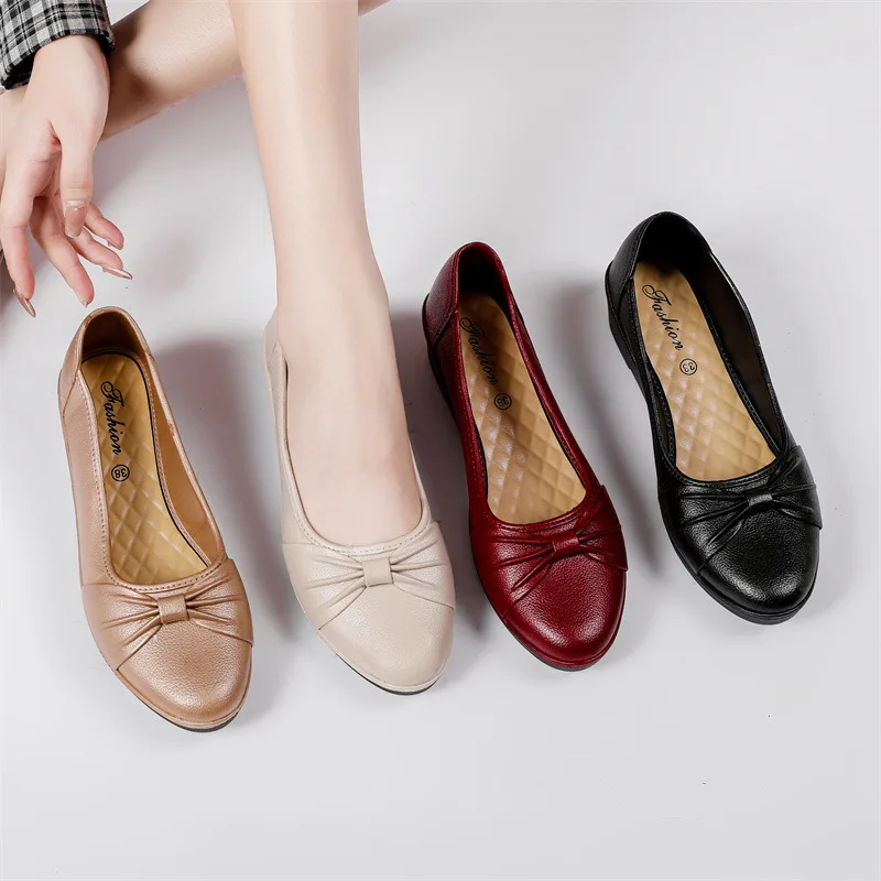 

New Arrival Women's Vulcanize Shoes Chunky Heel Square Toe Loafers British Style Plastic Shoes Mid Heels for Spring/Autumn