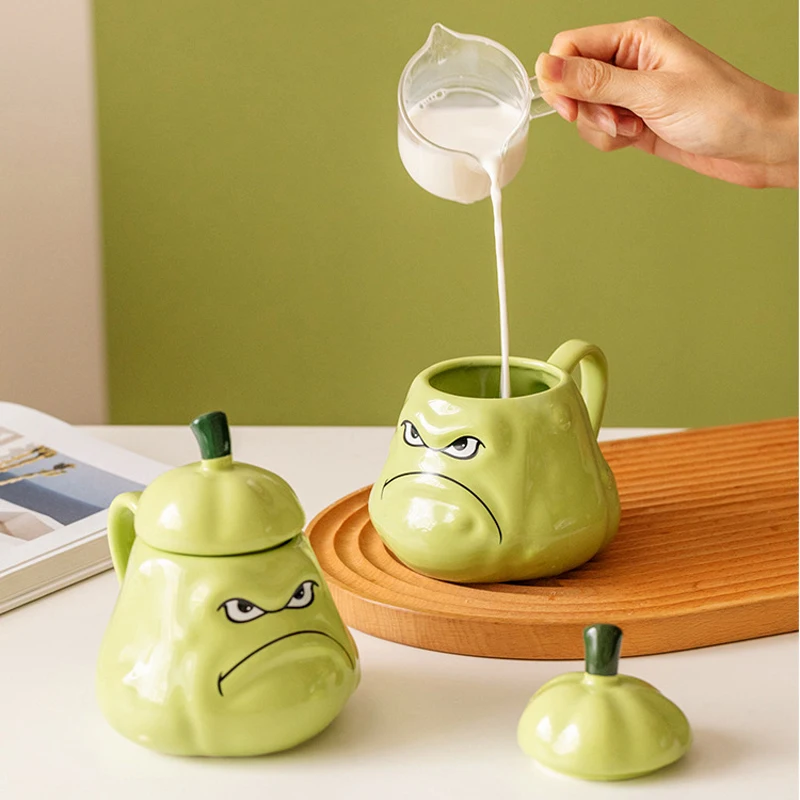 New ceramic creative funny cup mug mug home office Wogua cup water cup strange and strange Japanese Gua cup