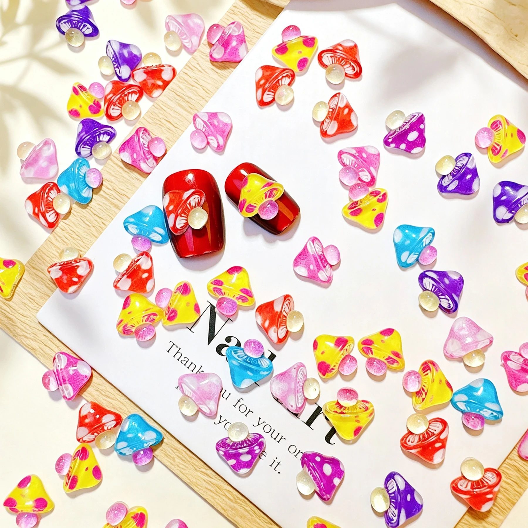 50Pcs 3D Colorful Mushroom Nail Charms 9mm Transparent Toadstool Resin Nails Art Decorations DIY Autumn Manicure Decorations ZCF