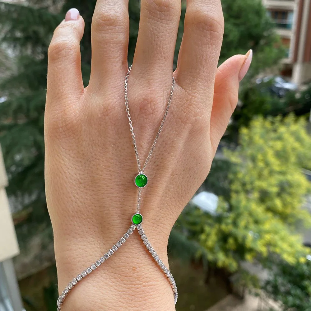 

Green Crystal Simple Finger Bracelet Harness Wedding Jewelry Bohemia Round Rhinestone Hand Bracelet Bangle for Women Gift