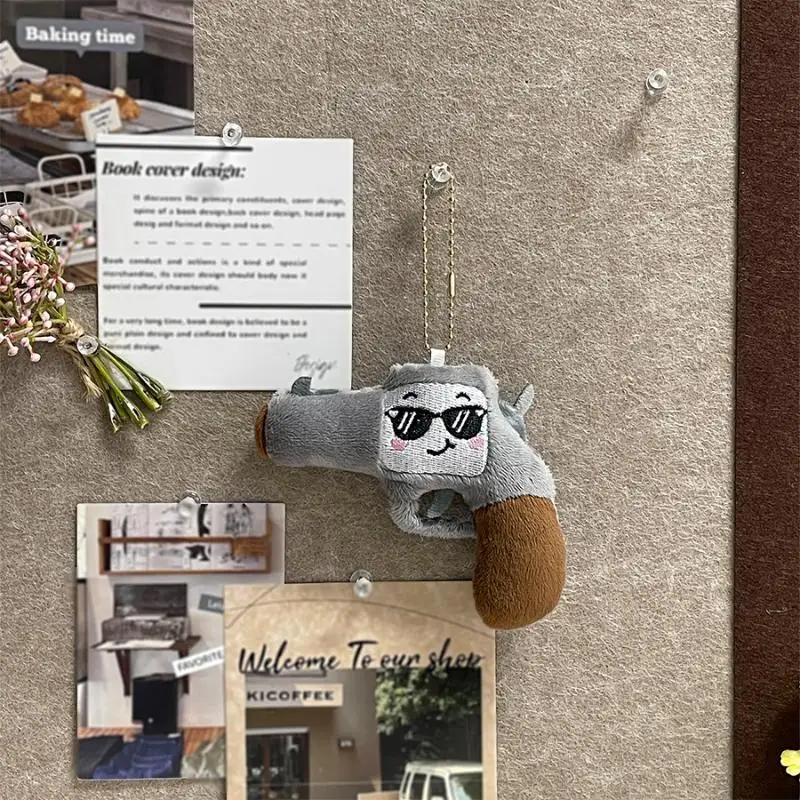 Portachiavi con Ciondolo Peluche Creativo a Forma di Cartone Animato, Giocattolo Simulato Kawaii, Divertente Decorazione per Zaino