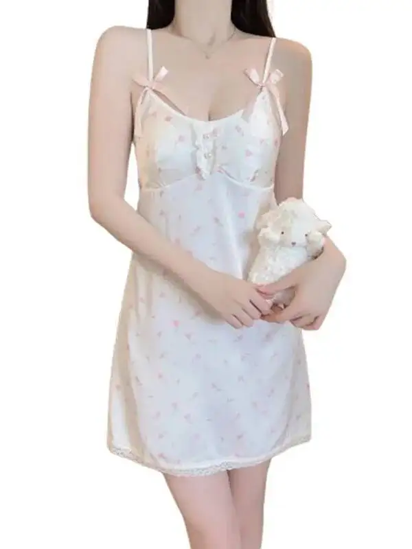 セクシーなドレス ディープ V ホット 胸パッド付き 純粋な欲望 怠惰な滑らかなアイスシルクドレス バックレス ディープ V サスペンダー ノースリーブドレス 5RTN