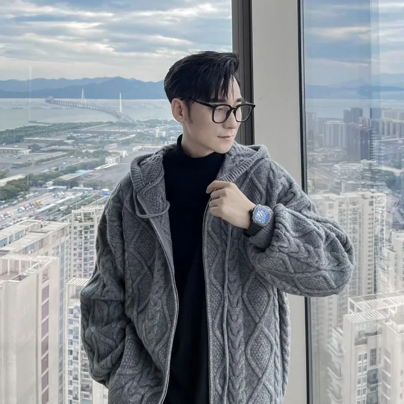 

Мужской модный простой вязаный кардиган на молнии с капюшоном — теплая верхняя одежда с витой текстурой в корейском стиле на осень и зиму