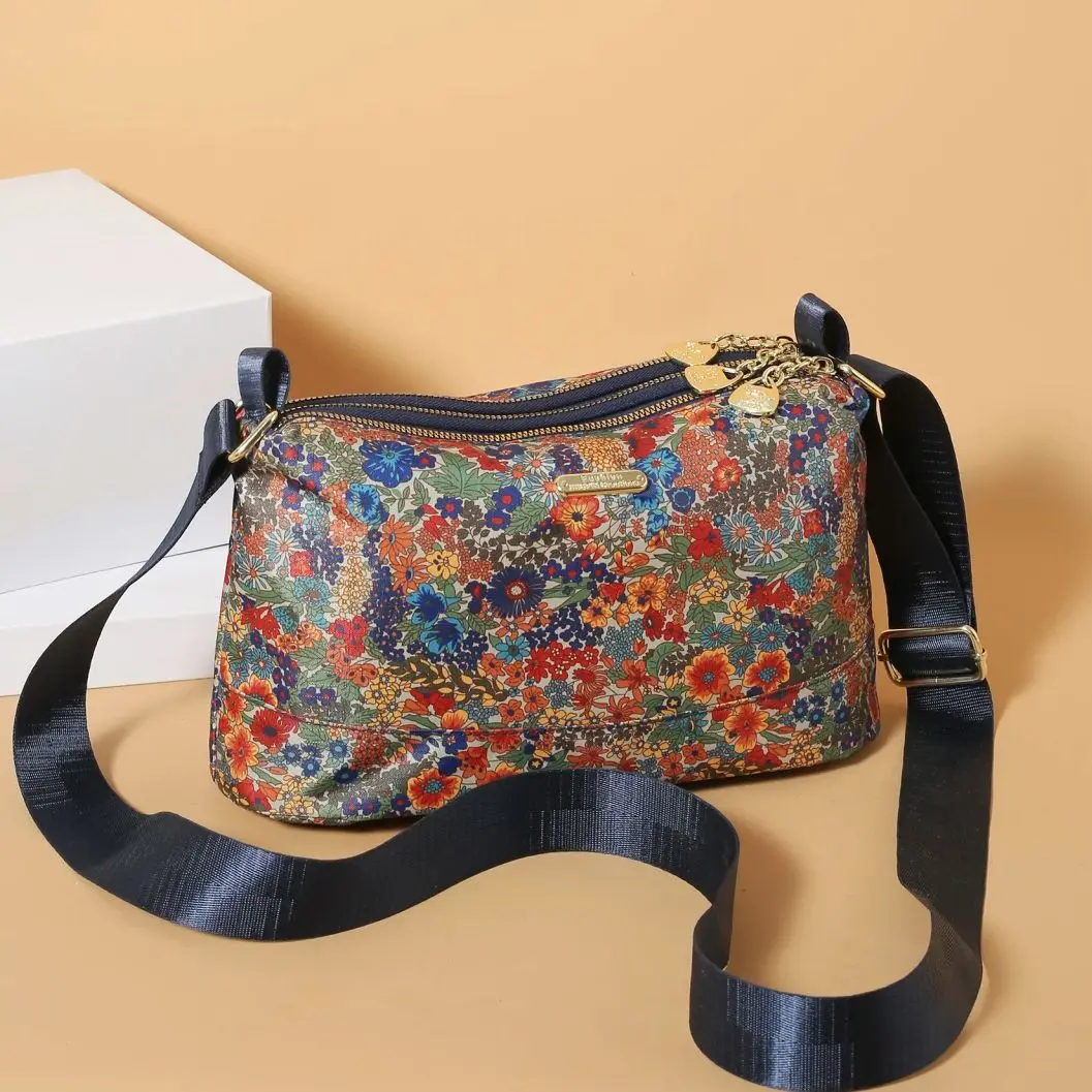 

Large Capacity Chinese Canvas Bag Crossbody Bag Multi Compartment Nylon Bag New