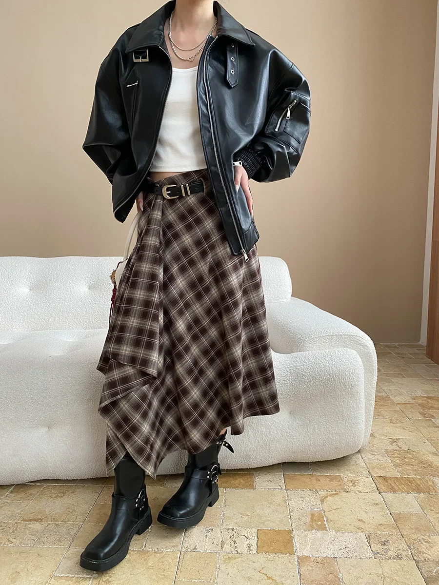 

Vintage British style irregular contrasting plaid high waisted A-line slimming skirt