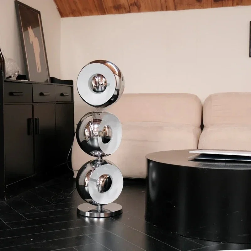 QQMedieval Bauhaus Living Room Floor Lamp Recommends Art Live Broadcast Background Decoration Ambient Light