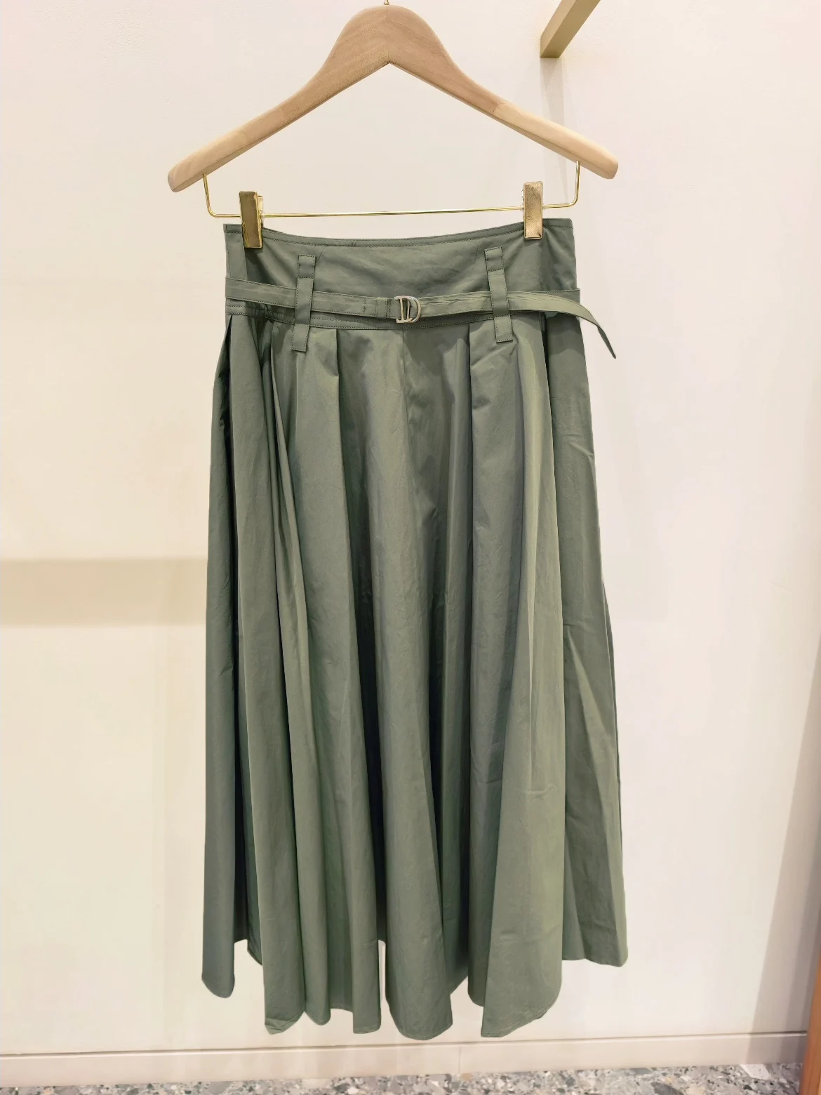 Heidd Khaki Green Workwear Style High Waist Midi Skirt Spring 2026 Asymmetrical Hemline Polyester Cotton Nylon Blend