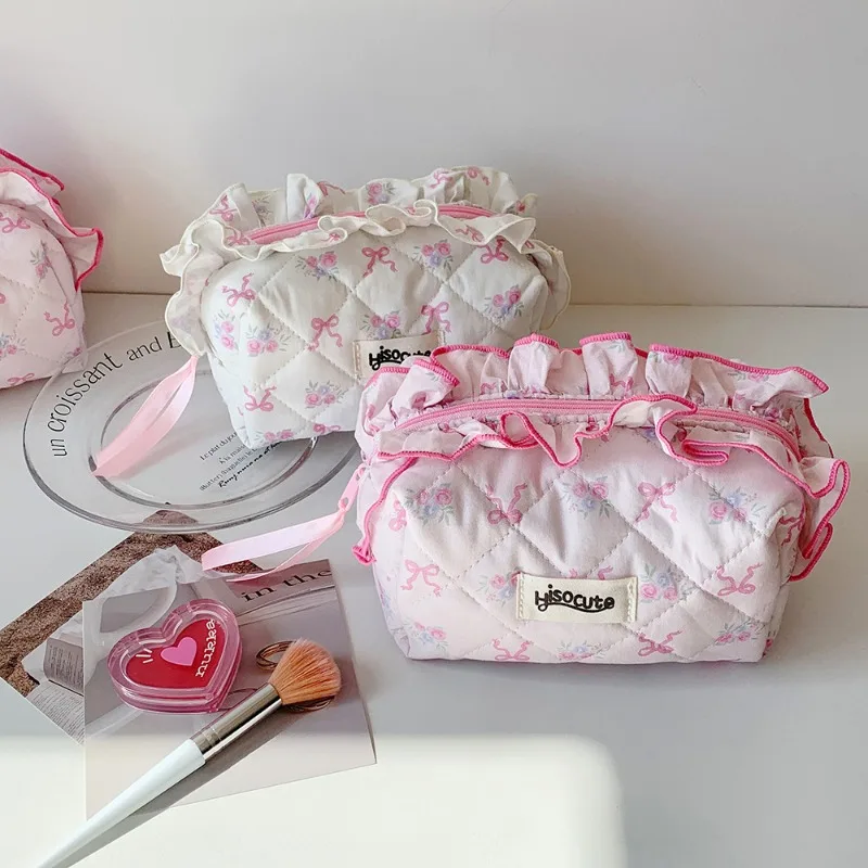 1 Stück Niedliche Schleifenblumen-Kosmetiktasche aus Baumwolle für Damen mit Reißverschluss, Kosmetik-Organizer, Stoff-Handtasche, Tragbare Toilettentasche, Münzbeutel