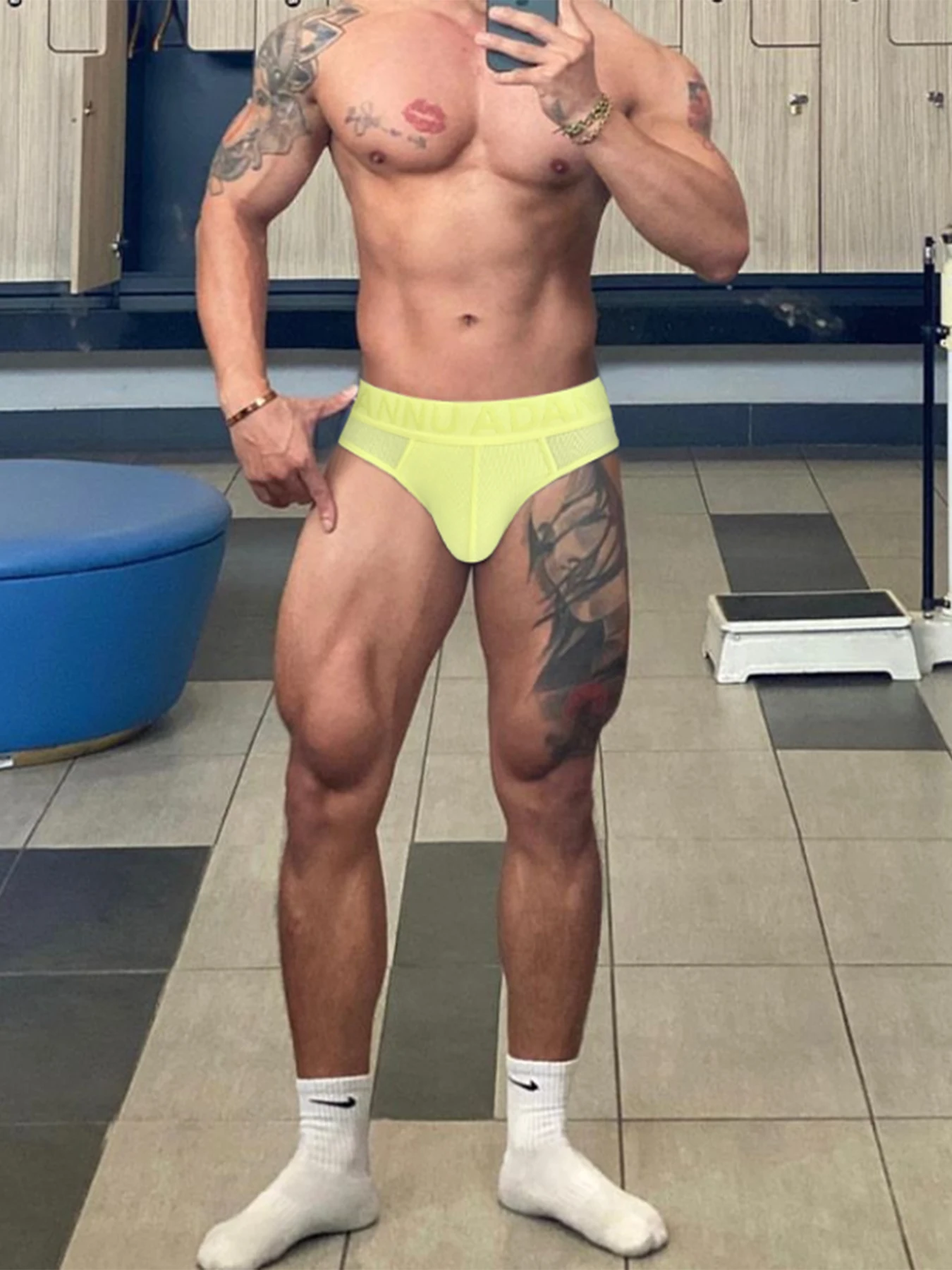 

Sexy men's triangle pants with personalized relief pattern waistband threaded cotton dopamine color sports comfort breathable un