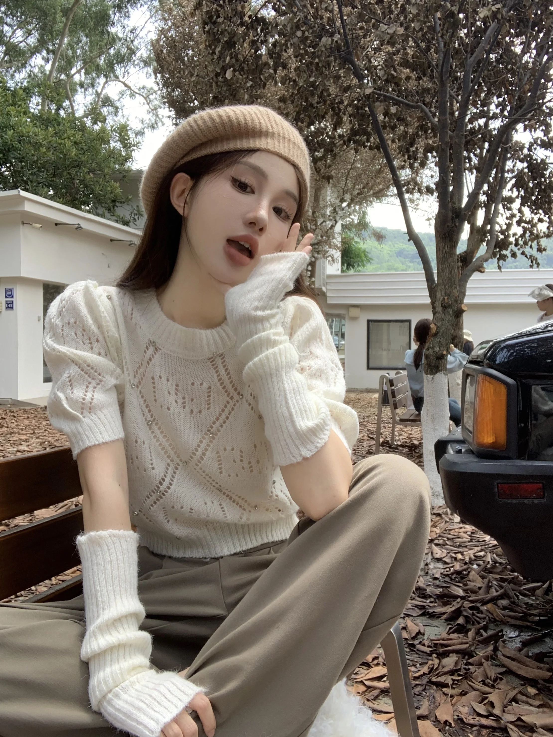 

Kumikumi White Heavy Embellied круглый свитер Ne ort Sve женский осенний универсальный антивозрастной уникальный топ нежный ветер