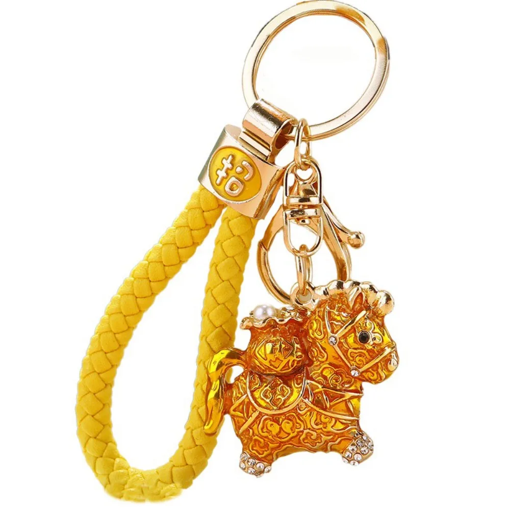 Sweet Rhinestone Horse Year Keychain Zircon Exquisite Zodiac Horse Pendant Bag Hanging Charms Alloy New Year Pendant Ornaments