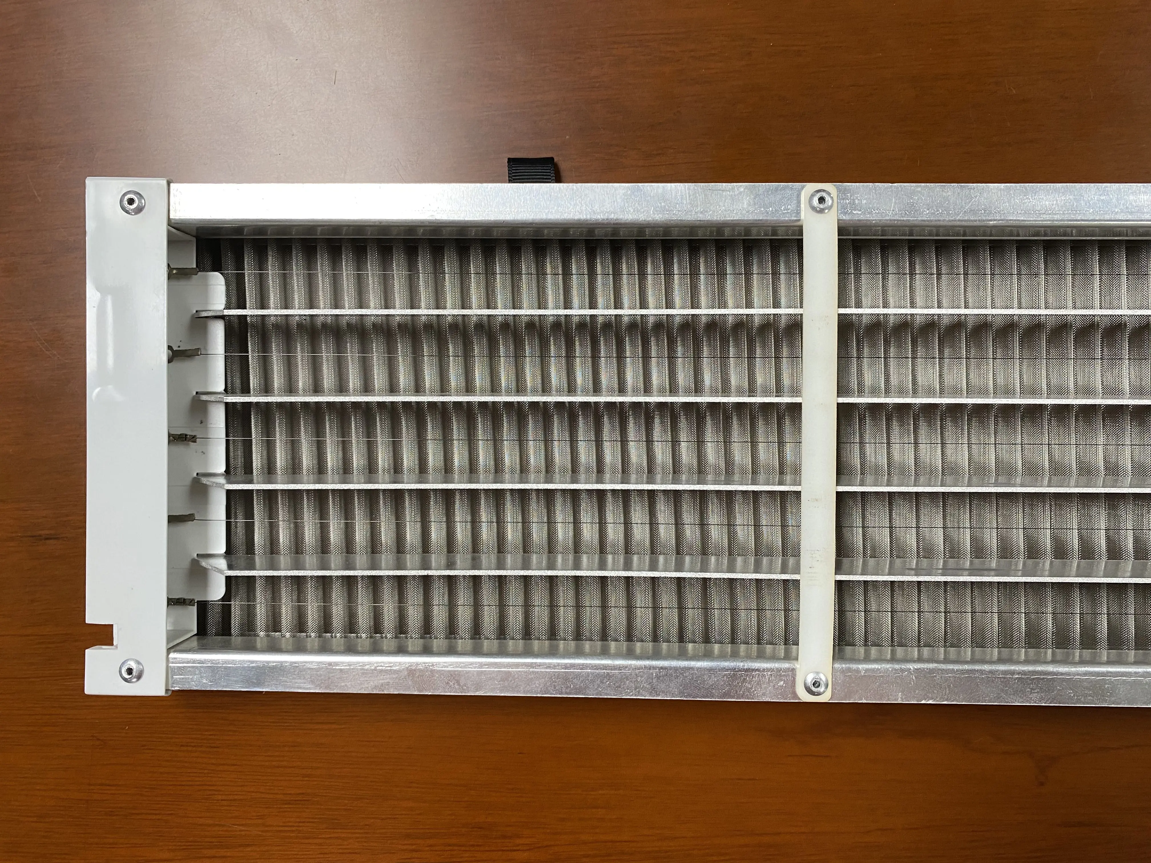 Ultra-thin air purifier washable filter with air flow sensor