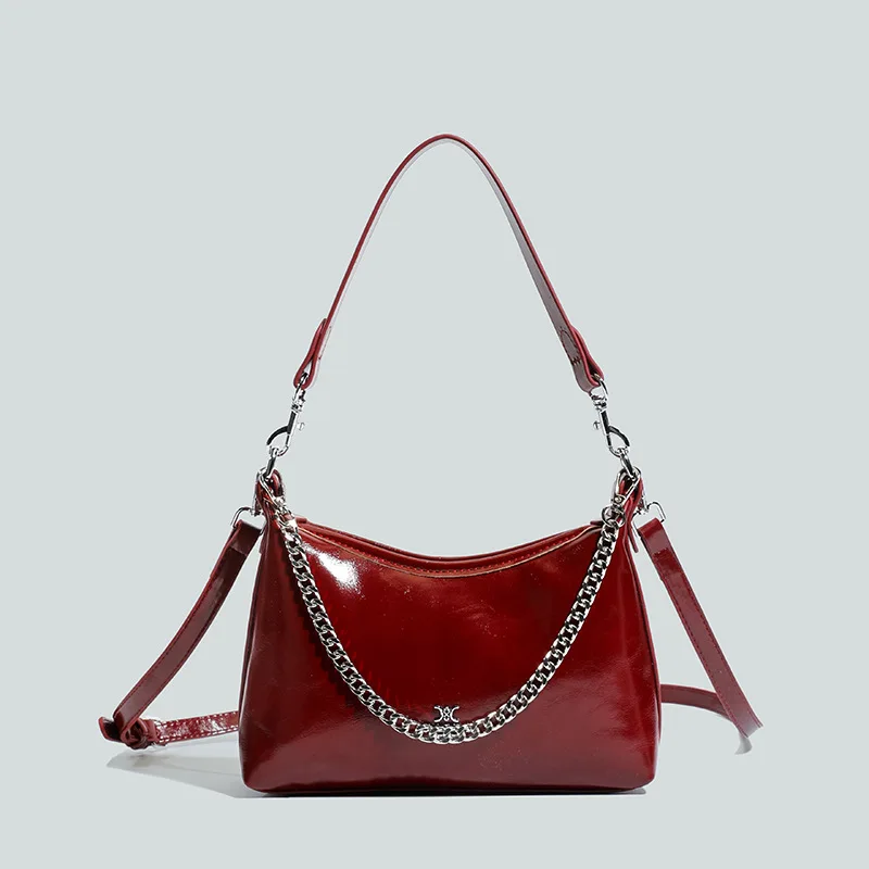

2025 Spring New Vintage Tote Bag Women Chain Crescent Niche Luxury Shoulder Crossbody Purse