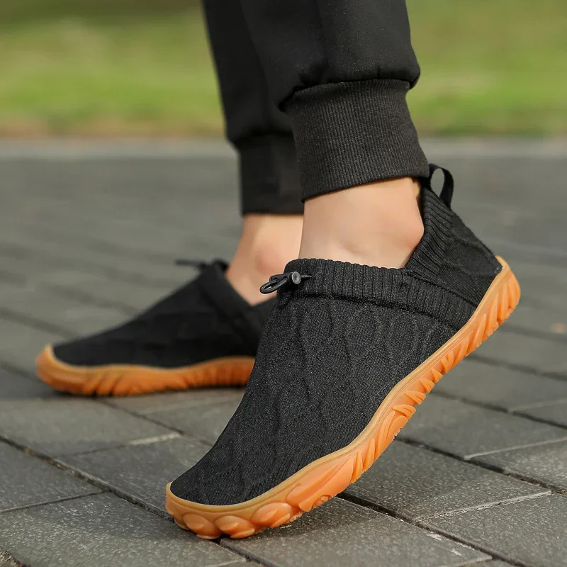 

Mens Waterproof Barefoot Hiking Men Shoes Breathable Women Sneakers Non-slip Wear-resistant Couple Outdoor Walking Shoes